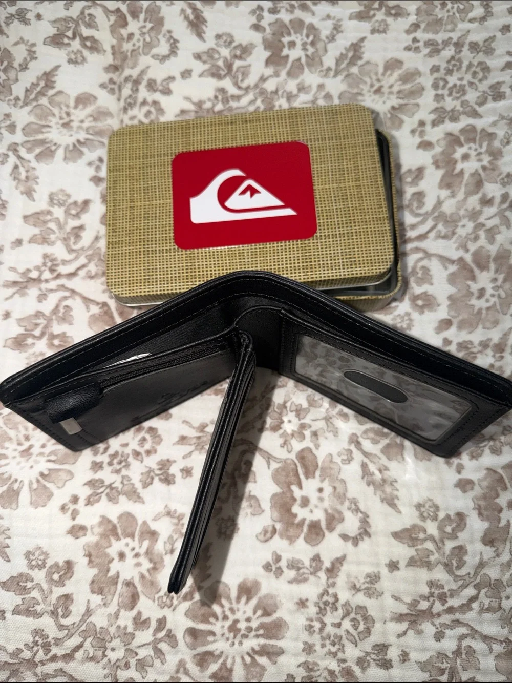 Quiksilver Men's Card Holder Wallet in Black, Tan & Cream